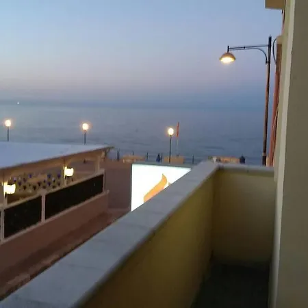 Apartamento A Due Passi Dal Mare 2 *